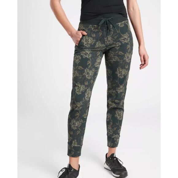 Athleta Trekkie‎ North Printed Joggers Womens Size 10 Green Floral Drawstring - Picture 1 of 12